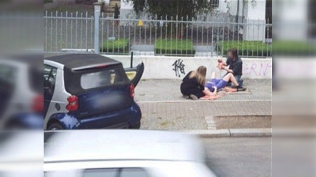 ¿Google Street View captó la imagen del parto de un bebé en plena calle? 