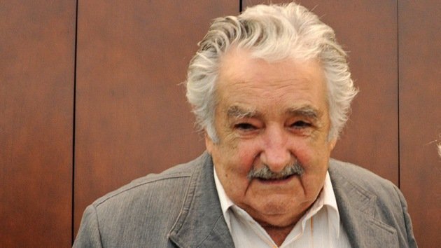 Mujica condena "cualquier injerencia del exterior" en los asuntos venezolanos