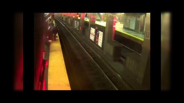 Merodear borracho en el metro puede ser peligroso para la salud