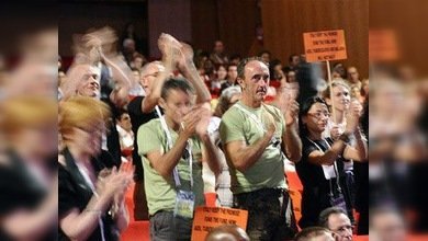 Los miedos de un infectado de VIH desaparecen si lo trata 'un igual'