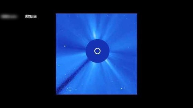 Un pequeño cometa ocasiona una gran explosión al estrellarse contra el Sol