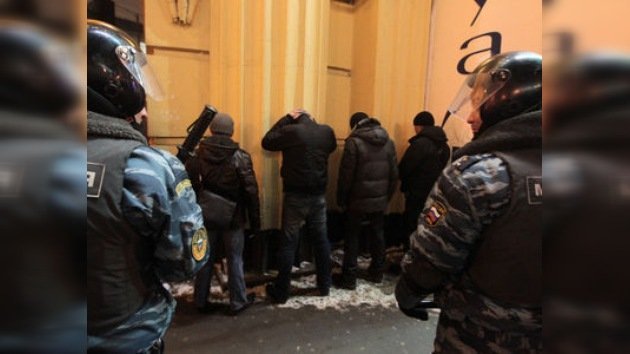 Detenidas 1.300 personas en Moscú en la lucha contra la violencia étnica