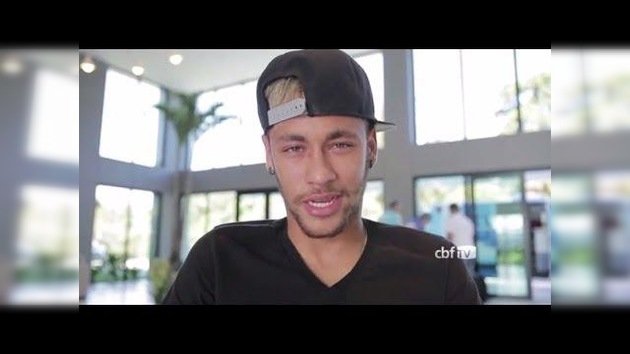 Las lágrimas de un 'crack': El apoyo de los aficionados tras su lesión conmueve a Neymar
