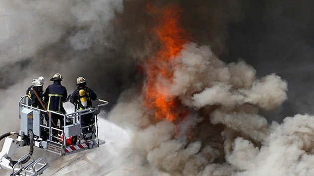 EE.UU.: Una explosión en un edificio de apartamentos deja múltiples heridos