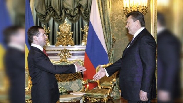 Víktor Yanukóvich busca nuevos acuerdos con Rusia "en todas las esferas"