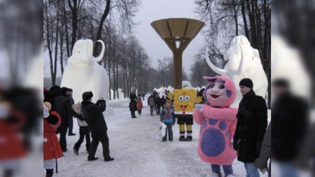 Moscú celebra su tradicional Festival de Nieve y de Hielo