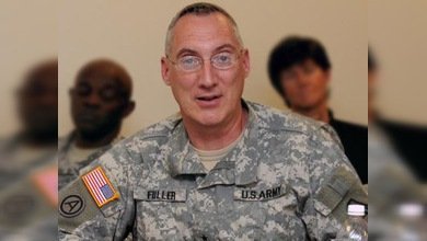 Despiden a un general estadounidense por criticar a Karzai