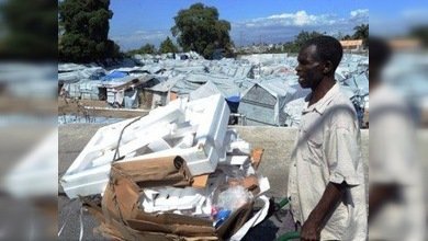 Dos años después del terremoto, medio millón de haitianos aún viven en refugios temporales