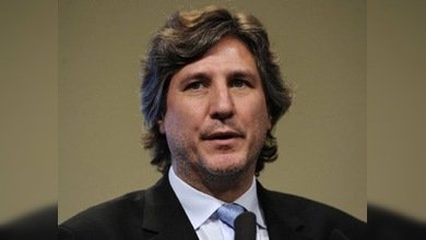 La presidenta argentina hace hueco en su cartel electoral al ministro de economía Boudou