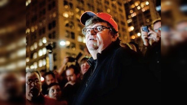 Graban la 'banda sonora' de Ocupa Wall Street con ayuda de Michael Moore