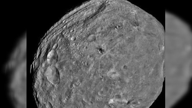 Nuevas fotos de Vesta, el 'padre' de los meteoritos terrestres
