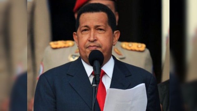 Chávez pide permiso al Parlamento para seguir su tratamiento en Cuba