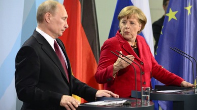 Putin: Rusia no suministra a Siria armas que puedan utilizarse en un conflicto civil