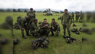 Ejército colombiano deja sin emisora de radio a las FARC