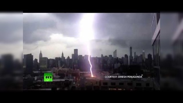 Video: Múltiples rayos azotan la ciudad de Nueva York