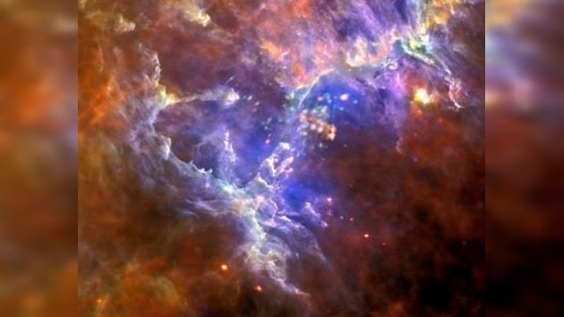 Nebulosa a la vista: los astrónomos ven 'más allá' de los 'pilares de la Creación'