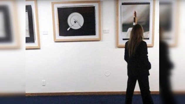Uruguay  acoge una exposición de instantáneas gigantes tomadas con Polaroid