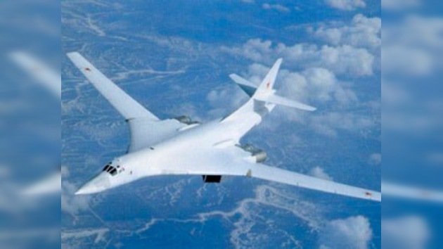 Rusia desarrolla el caza ultramoderno que 'jubilará' en 2020 a los bombarderos Túpolev