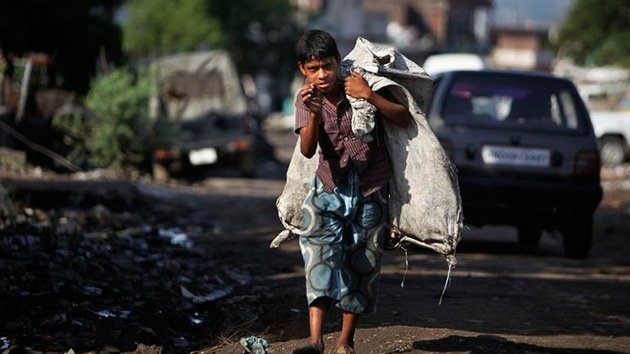 La 'plaga' de los niños esclavos inunda la India