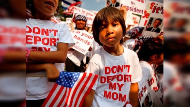 Hijos de inmigrantes piden a Obama una infancia con padres