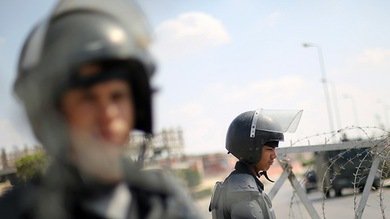 Varios muertos en un ataque armado contra un retén en las afueras de El Cairo