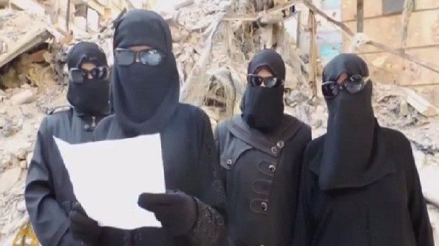 ¿Cómo y para qué recluta el Estado Islámico a mujeres?