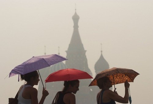 Rusia, cubierta por un manto de humo