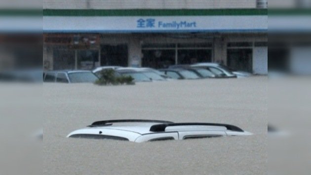 20 turistas desaparecidos en Taiwán en las inundaciones por el tifón 'Megi'