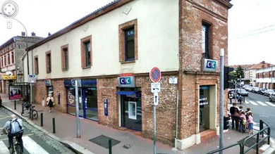 Supuesto activista de Al Qaeda toma rehenes en Francia