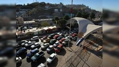 México introduce biblioteca móvil en la frontera con los EE. UU.