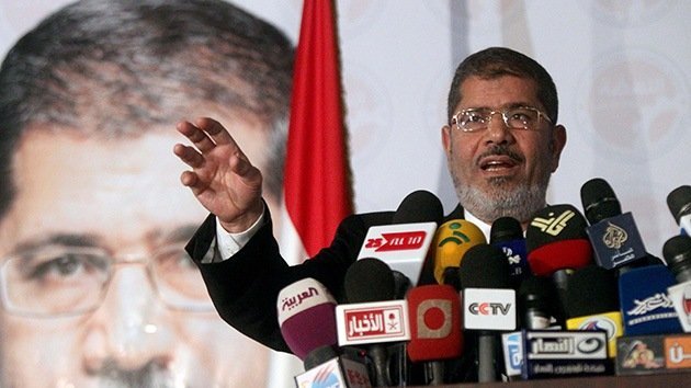 Morsi: "No toleraré que nadie trabaje para derrocar un gobierno legítimo"