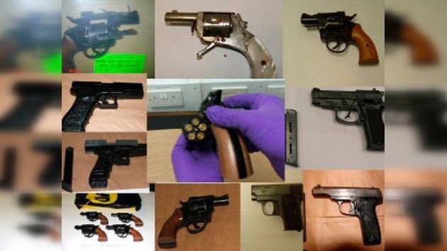 Cazan a 37 delincuentes con una 'tienda' falsa de armas y drogas 