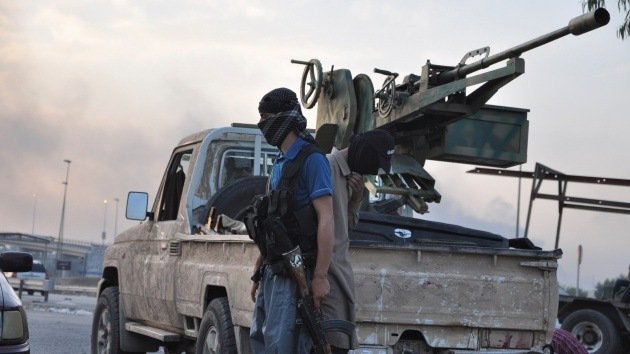 Los 4 indicios que apuntan a que EE.UU. le hace el juego al Estado Islámico en Irak