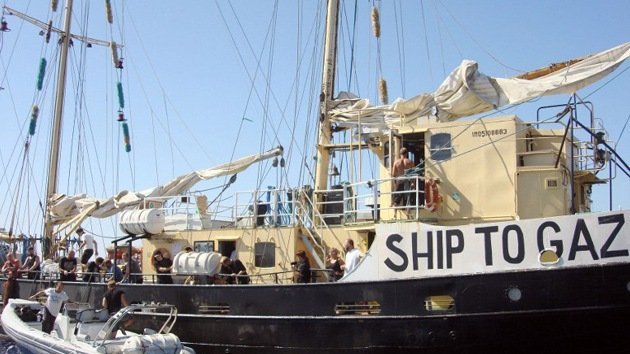 Israel ataca un barco de la ‘Flotilla de la Libertad’ con destino a Palestina