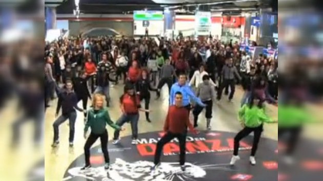 Michael Jackson baila en el metro de Madrid