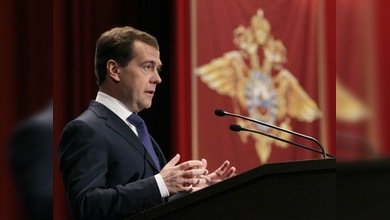 Medvédev: Rusia reforzará la lucha contra la delincuencia en Internet
