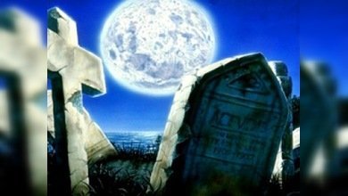 Un ucraniano detenido por usar lápidas sepulcrales para construir su casa