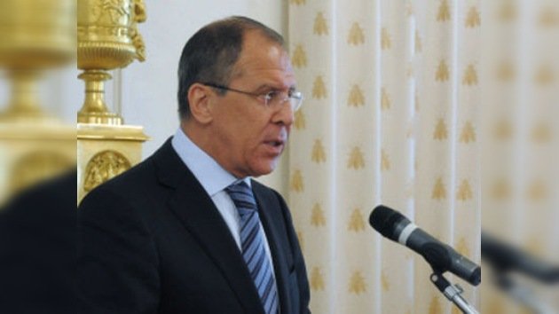 Lavrov y Ban Ki-moon discuten cómo ayudar a Libia
