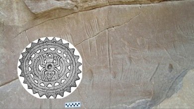 Descubren un enigmático grabado con arañas en un oasis del Alto Egipto