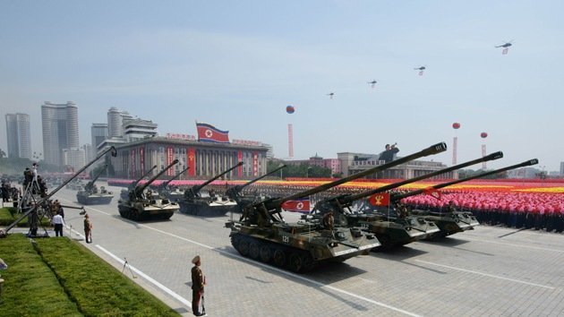 Corea del Norte traslada tanques y vehículos blindados a la frontera con China