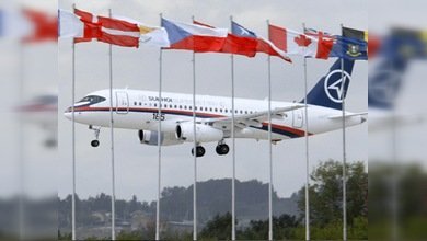 El regional SSJ100 ensamblado en serie realizó su primer vuelo