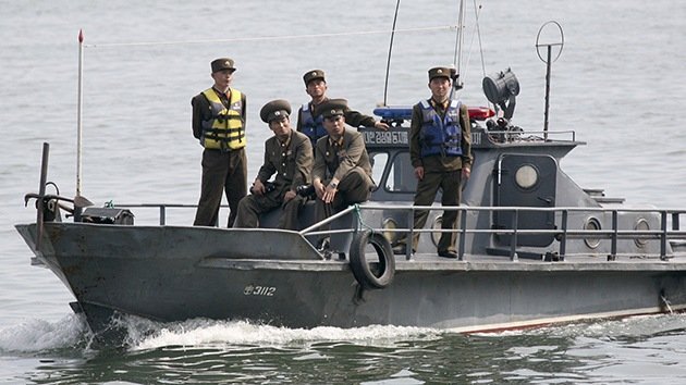 Corea del Sur lanza varios disparos de advertencia a un barco patrulla del Norte