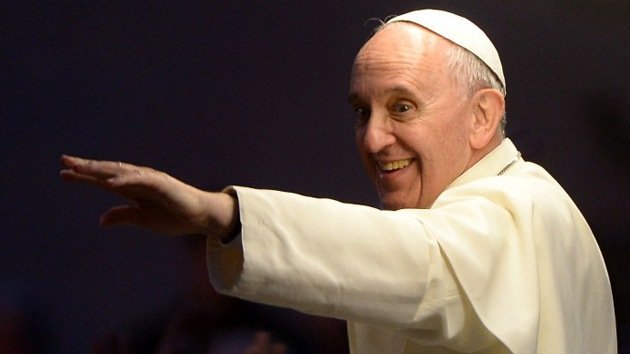 El papa insta a la Iglesia a despojarse de "la vanidad y la arrogancia"