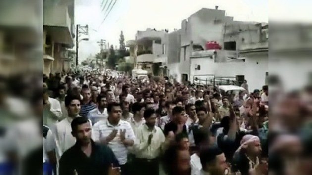Otra protesta multitudinaria en Siria se salda con muertos