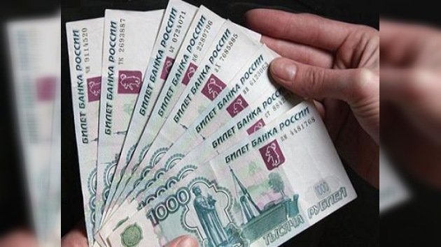 Ciudadanos rusos cesan el pago de créditos 