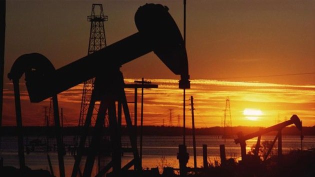 Aprobada la venta del 49% de las acciones de la mayor petrolera estatal de Perú