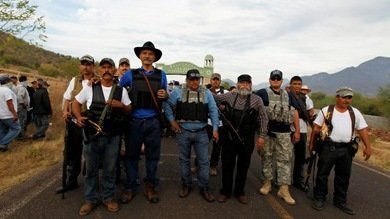 “Me gusta tu mujer, ahorita te la traigo”: El origen de las autodefensas mexicanas