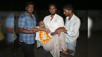 El preso más viejo del mundo sale de la cárcel en India a los 108 años