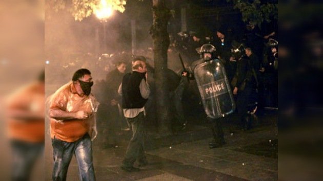 Comunidad internacional condena violenta represión de protestas en Georgia