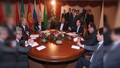 Rusia, Bielorrusia y Kazajistán crearán un espacio económico único